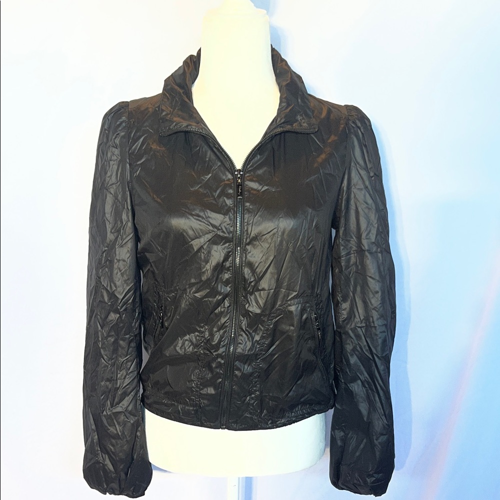 Lightweight Black Zip-Front Women's Jacket